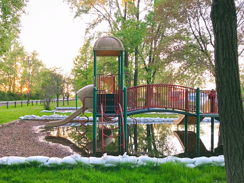 64670763_10220052945737781_5401427042694594560_n